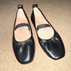 NEW Vionic flats 7.5M